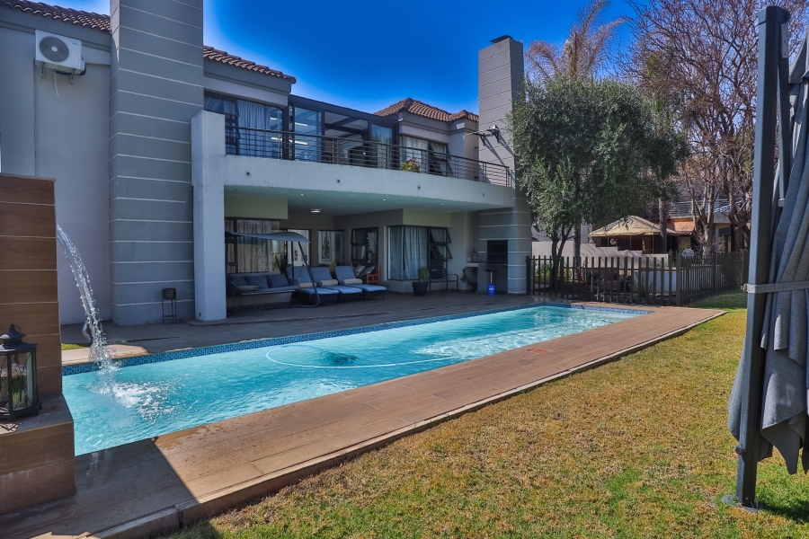 4 Bedroom Property for Sale in WestLake Country Safari Estate North West